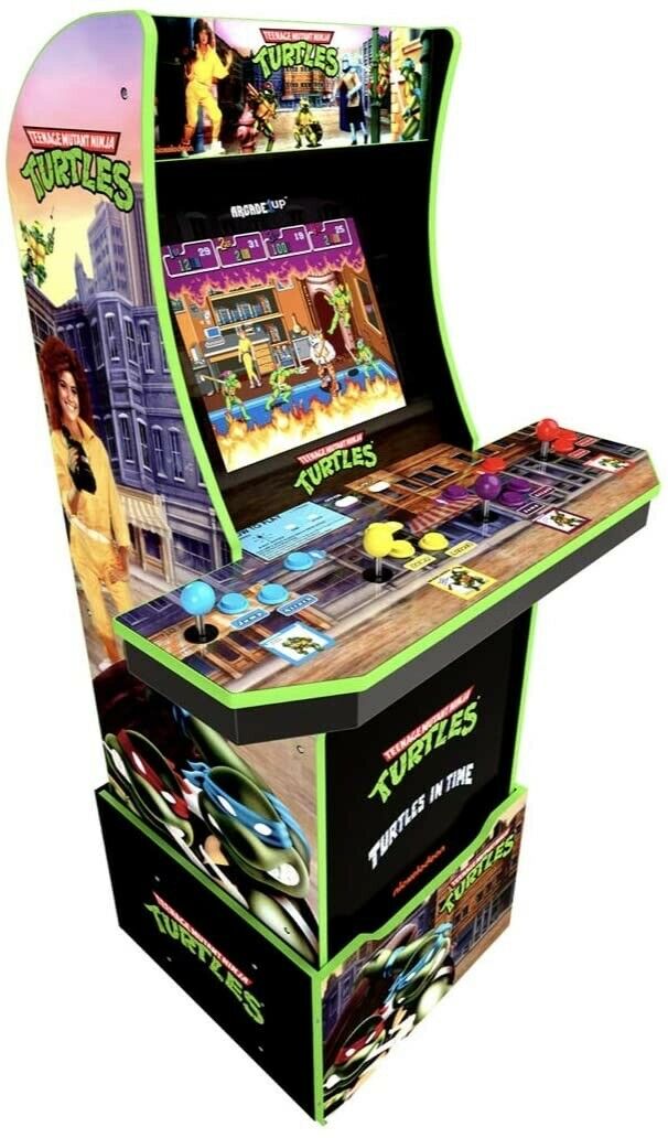 Family arcade game showcased as a community gift
